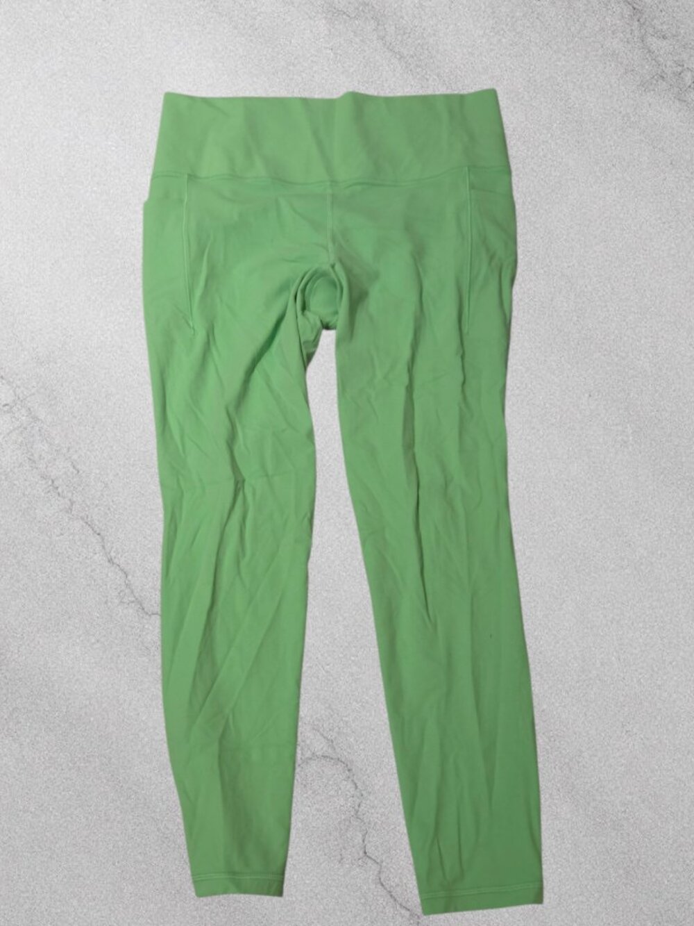NWOT Athleta Salutation Stash Leggings szL
